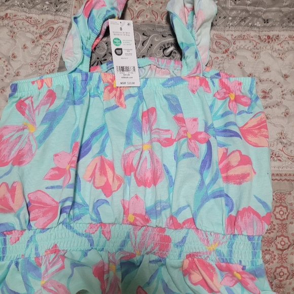 OshKosh B'gosh Other - New tank size 8